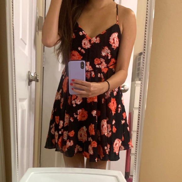 NEW Floral Sundress Summer Backless Dress - Picture 10 of 10